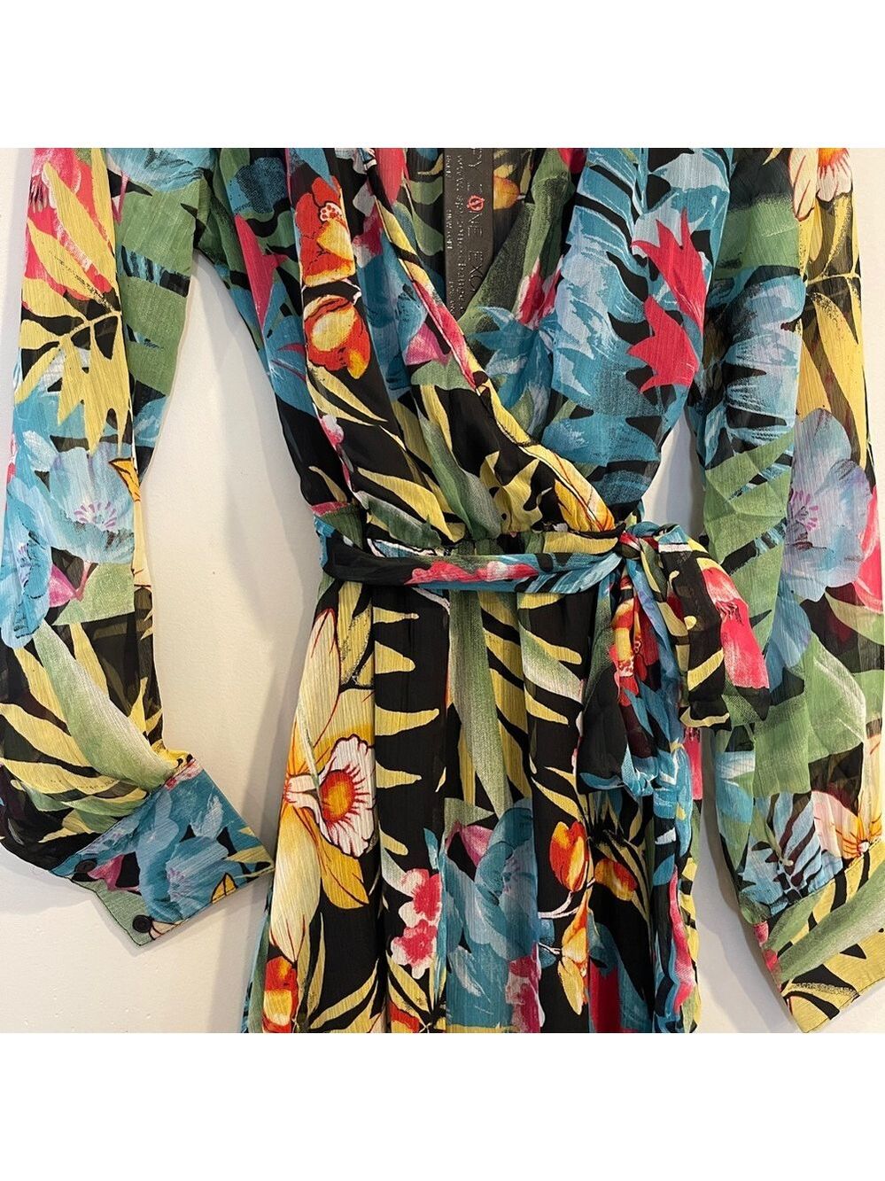 NWT Spy Zone Exchange Wrap Sundress - Size M - Picture 8 of 9